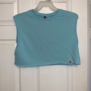 ⭐️Brand new teal H&M cropped muscle tank top